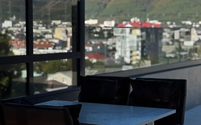 Апартаменты на Светлой 18 (302)