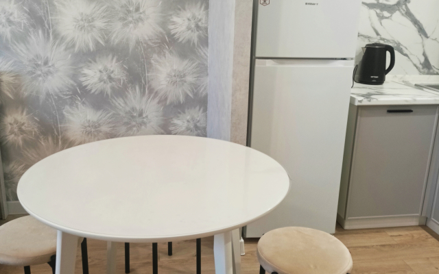 Апартаменты студия 9 на Симанина 14