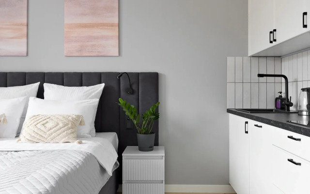 Апартаменты Студия у Метро 1215