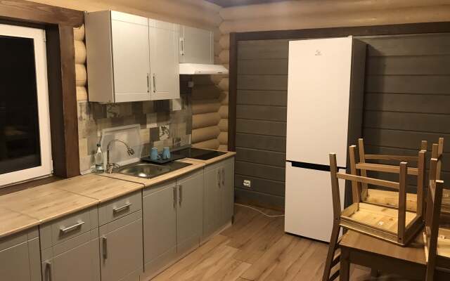 Dom u Lesa Guest House