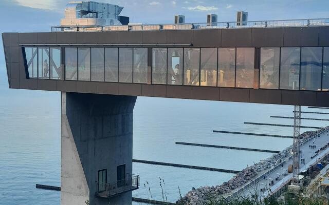 Апартаменты НА ПОБЕРЕЖЬЕ У ОЗЕРА РЯДОМ С МОРЕМ