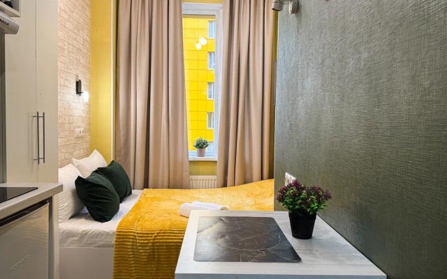 U Metro Filatov Lug fl1 Apartments