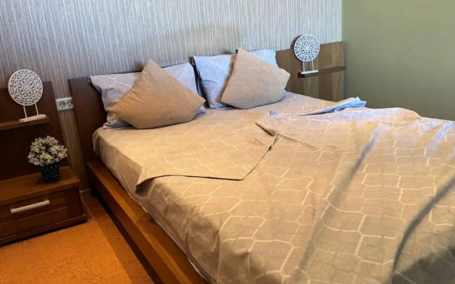 Apartamenty Sutki VIP c panoramnym vidom na reku na Urickogo 62