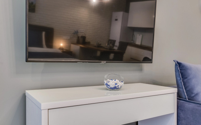 Апартаменты Улучшенные с Балконом и Видом на Парк Business Apartments