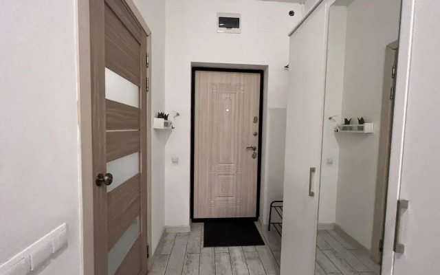 Mirny, Kuvshinok 8 Flat