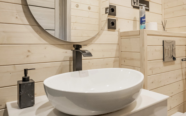 Частный Дом на Границе с Лесом