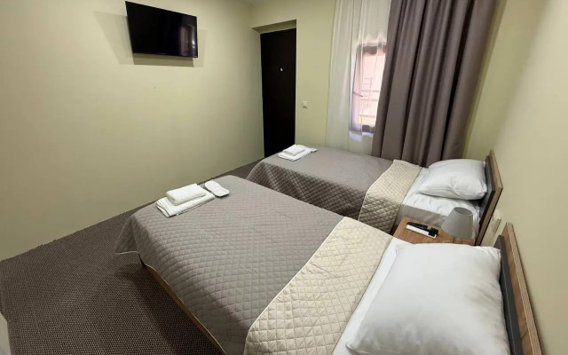 Amra Guest House