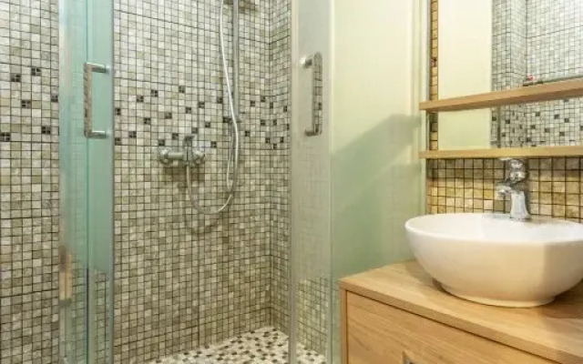 DreamHouse Apartments Umasheva 6 (2)