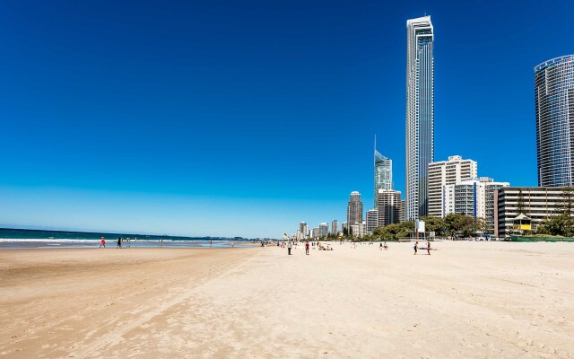 Upscale In Surfers Paradise Apartments