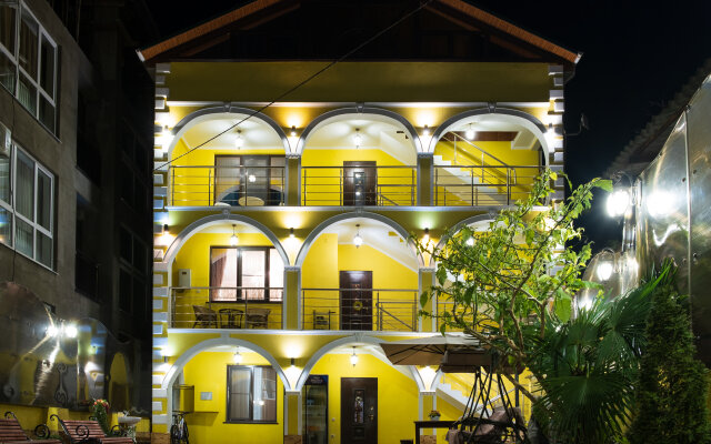 DolceAdler Guest House