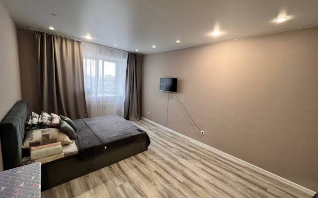 1+ Yuzhny Mkrn Trts Kristall Melnikayte 144/1 Apartments