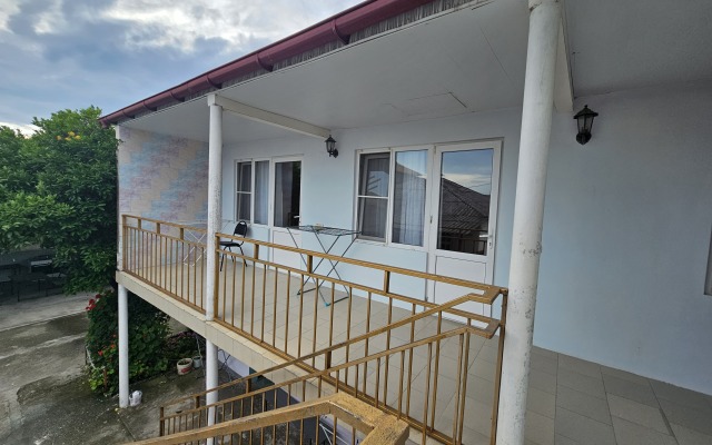 Otdykh V Alakhadzy u Valeriy Guest House