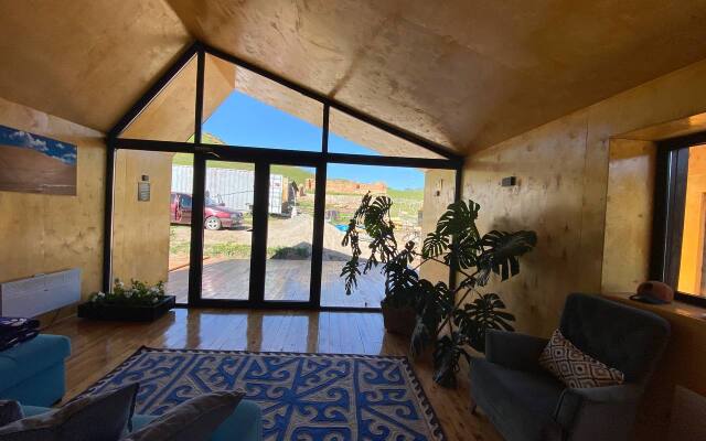 Peak Lodge Living Quarters