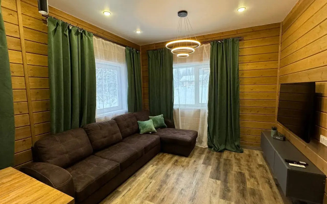 V Sheregeshe Private house