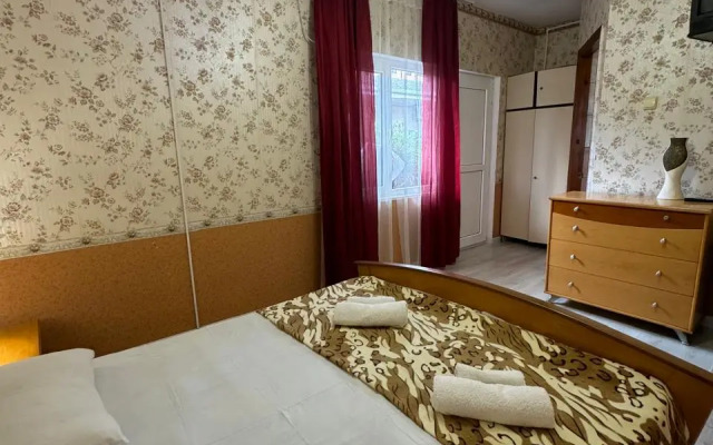 Меблированные комнаты Славный Дом