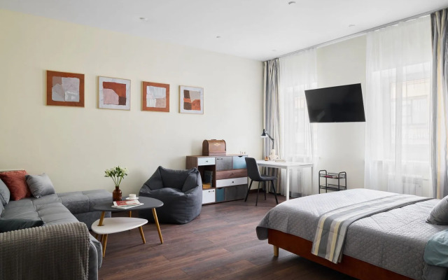 Dvukhkomnatnaya V Tsentre Sankt-Peterburga Dlya 8 Gostey Flat