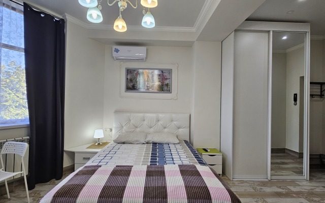 Апартаменты Уютная квартира в центре Сочи на Виноградной 2/3