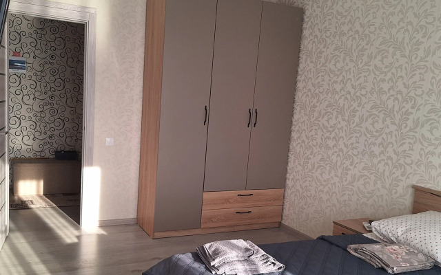 S Krasivym Vidom Na Prudy Flat