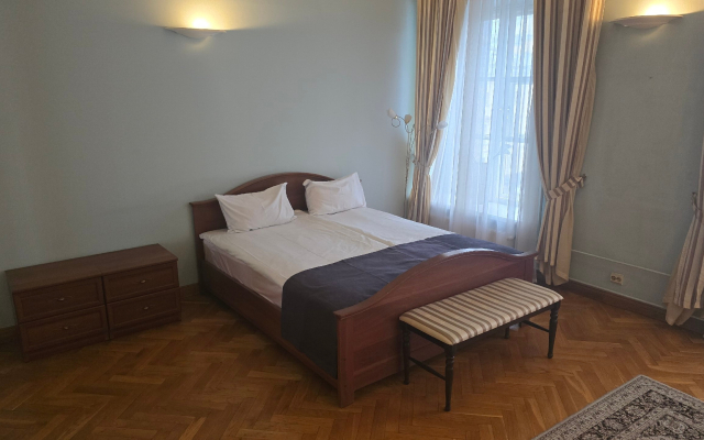 Квартира Итальянская 5