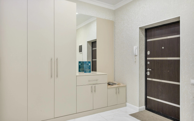V 5 Minutakh Ot Tsenta (s3) Flat