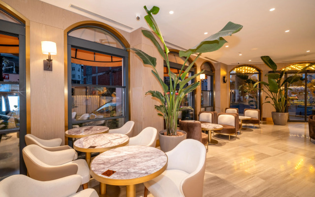 Rayelin Hotel Old Town