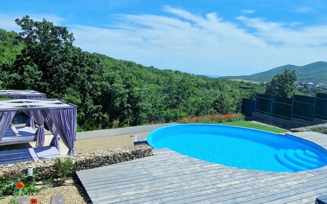 S  Territoriey I Basseynom Private house