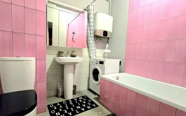 Na Prospekte Lenina 4 Apartments