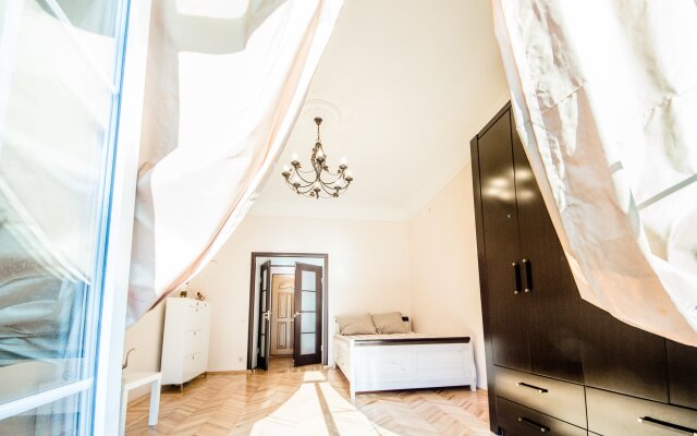 Квартира Венецианский модерн. 2К на проспекте Мира
