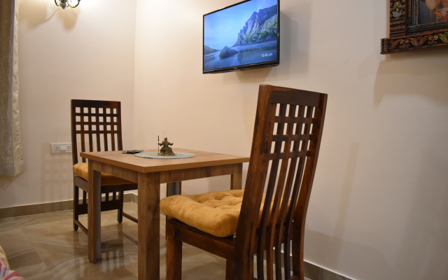 Suns Cottage Hotel