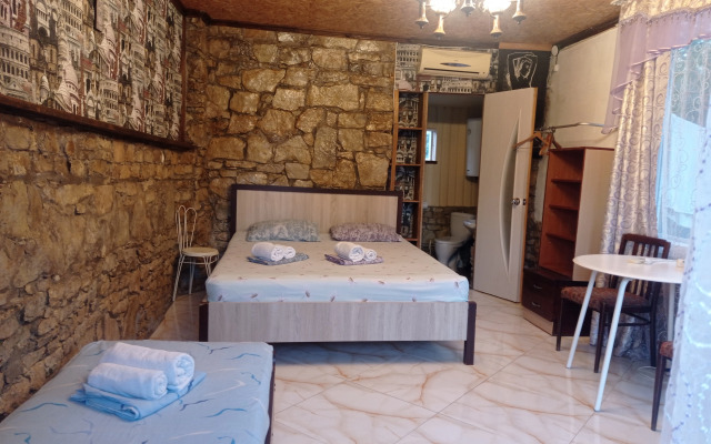 Evelinka Guest House