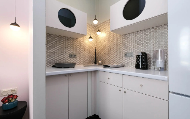 Uyutnaya Studiya S Vidom Na Reku Apartments