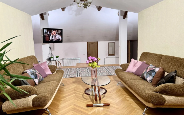 Квартира Мансарда