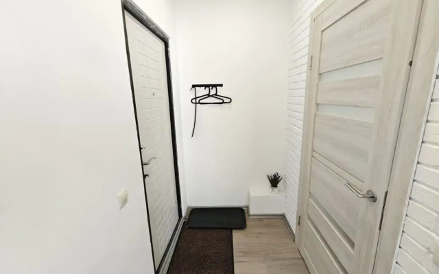 Yuitnaya 2k Po Tukhachevskogo 49/2-21 Flat