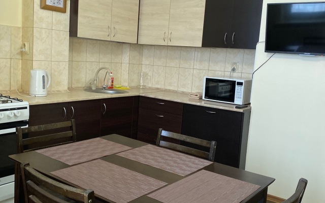 Bolshaya dvukhkomnatnaya kvartira Apartments