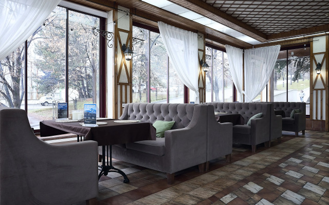 Интурист Конгресс-отель