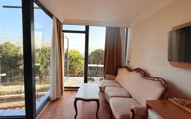 Seatanbul Hotel