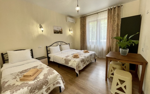 Eski Cesme Guest House