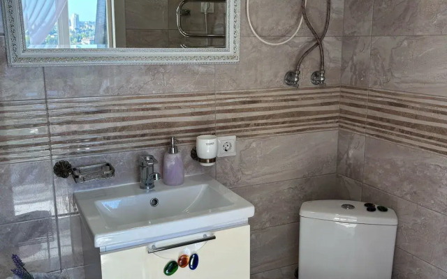 Studiya Milan S Vidom Na More Flat