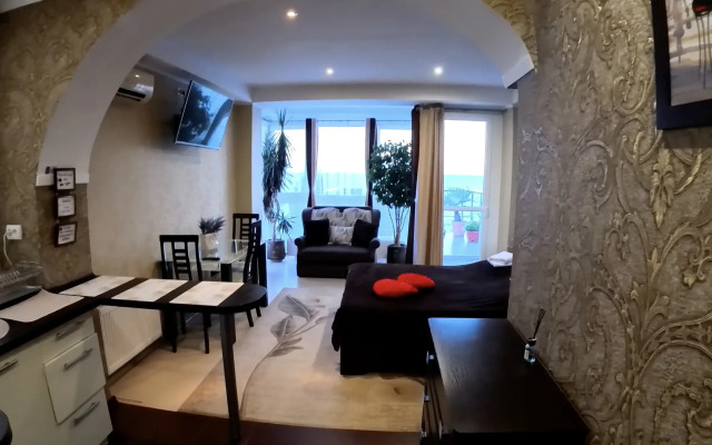Dvukhkomnatnye Na Ulitse Drazhinskogo 27 Apartments