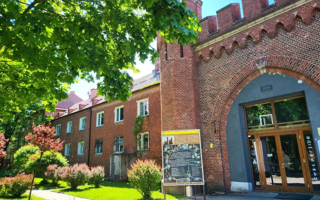 Ryadom C Naberezhnoy Reki Pregolya Flat