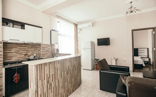 37B Apartments