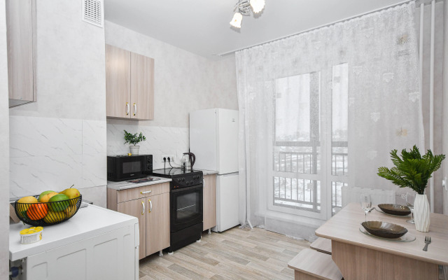 Prostornaya Kvartira Vozle SFU Flat