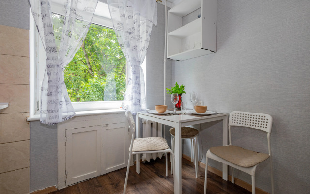 Chernyahovskogo 20 Apartments