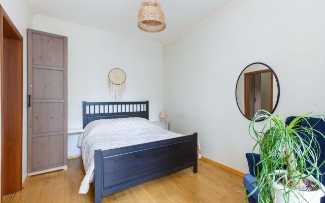 Apartamenty Na Patrikakh V Parizhskom Stile Flat