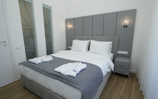 Hotel Ser In Hotel