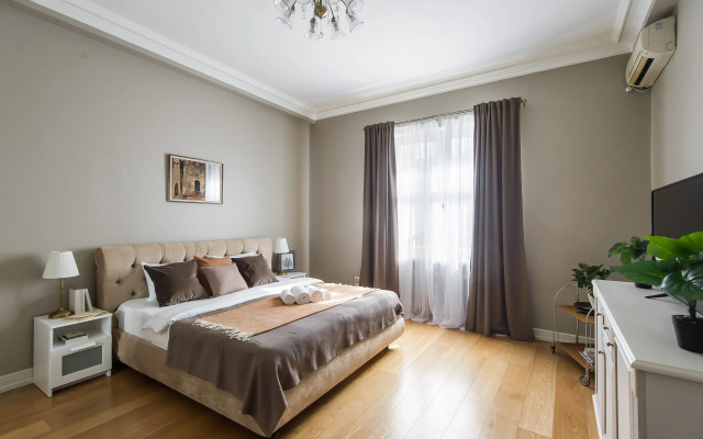 Квартира GM Apartments Пятикомнатные LUX у Кремля