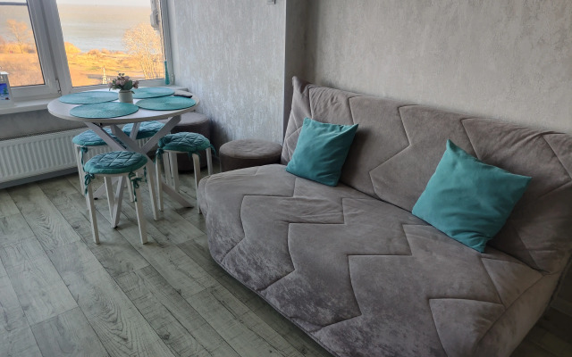 Lazurnaya Volna Apartment
