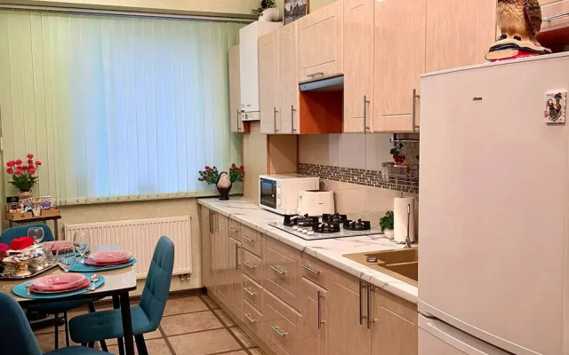 Vblizi Korolevskikh Vorot Apartments