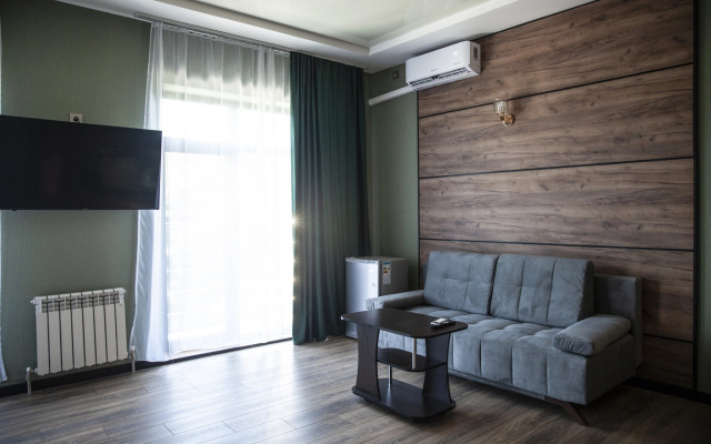 Отель Мона Лиза