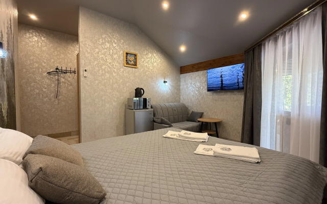 Апартаменты студия 16 Дворик Друзей